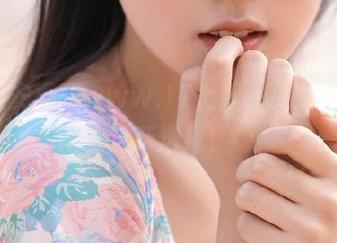 安卓版www.17上线，少女吃瓜生活新选择！