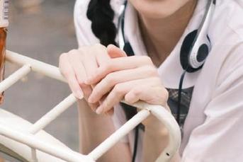 17吃瓜在线帮你永久在线捕捉最新最大吃瓜热点