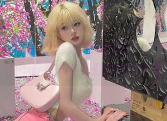 免费体验https://51cg.fun首页丰富多彩的吃瓜内容
