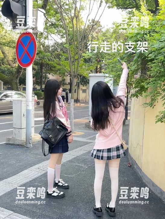 51cg.fun 如何直达https冫丿丿51cg.fun,第一时间获取精彩吃瓜内容