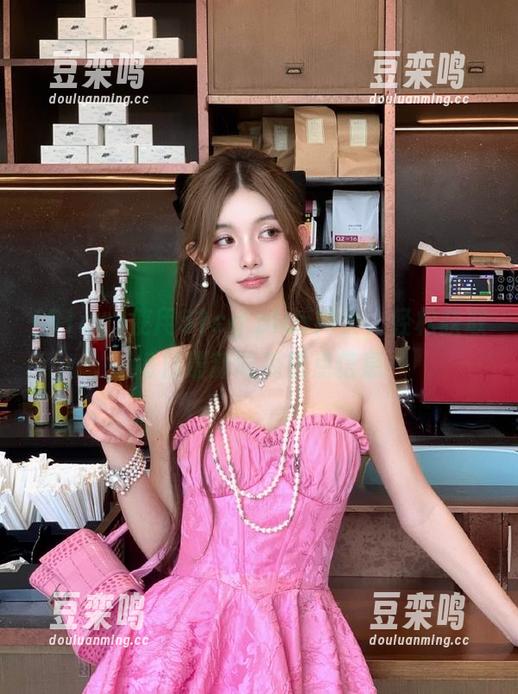 使用51cg.plus网页，轻松获取每日最新吃瓜热点信息