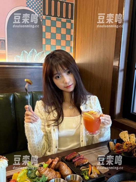 51吃瓜朝阳群众视频热讯，访问官方网站获取更多