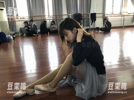 跟随58吃瓜线路指南，体验多元化的吃瓜文化