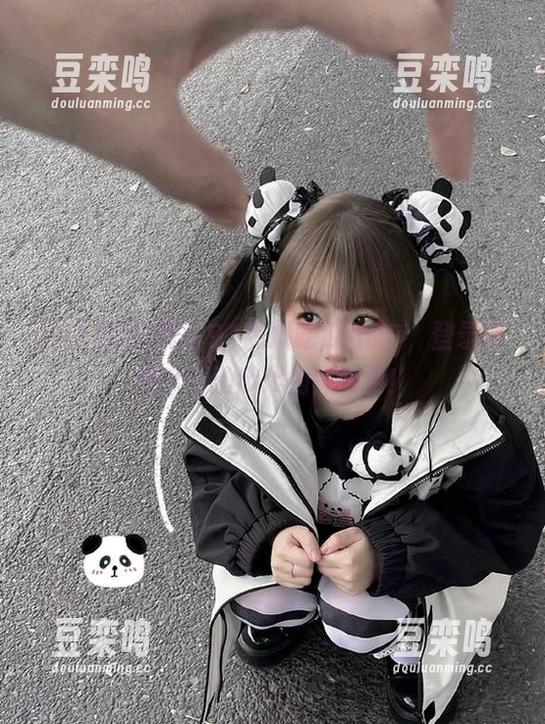 91黑料 开启91黑料吃瓜APP,登录后畅享动漫游戏的黑暗面!