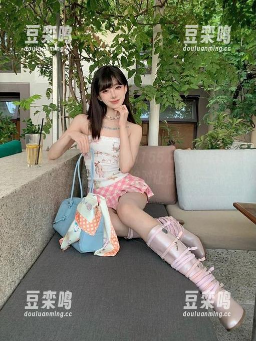 hl155 热门话题“hl155.ccm黑料”:首页分享最新消息,绝对让你大吃一惊!