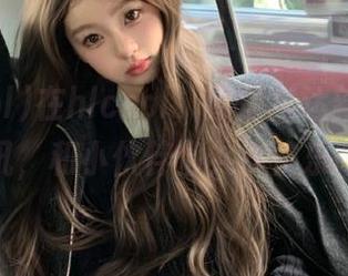 在hlcool，尽情直达新鲜吃瓜资讯，和小伙伴们共享快乐吧！