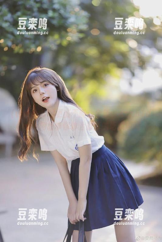 www.51 更新不断:全新www.51dmco地址带你体验最新的吃瓜趣闻