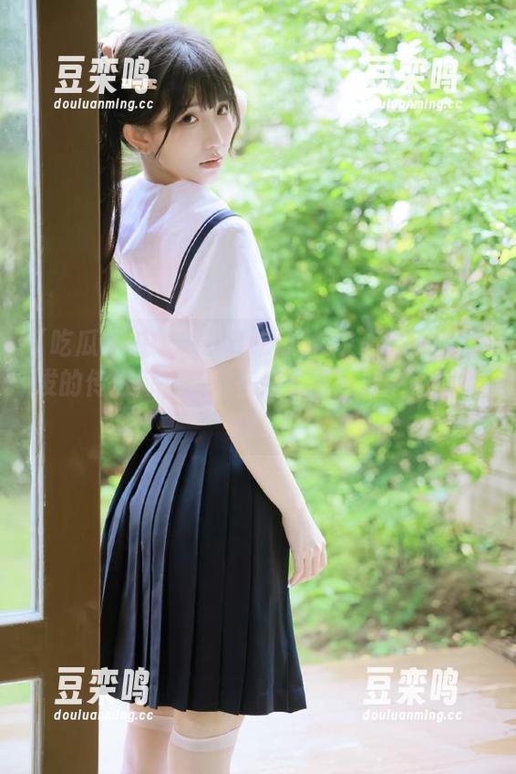 吃瓜91中心 今日吃瓜91中心:一触即发的传送门,让你在娱乐圈风波中畅游无阻!
