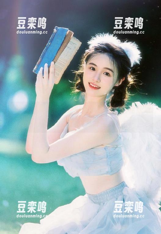 吃瓜黑料 登录吃瓜黑料在线,轻松获取甜蜜与酸涩的八卦黑料!