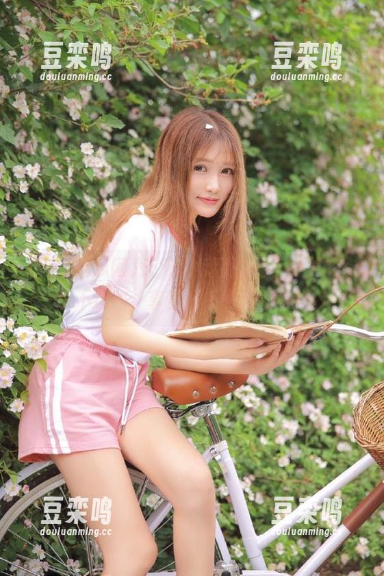 天天吃瓜网 天天吃瓜网在线互动,带你永不迷路,享受吃瓜的无限乐趣!
