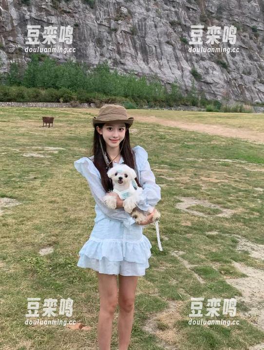 黑料不打烊 这个“黑料不打烊tttzzz入口”真是特别,立志永久为吃瓜群众提供无限惊喜!