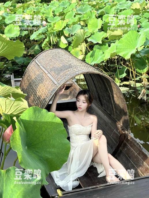 黑料正能量导航入口网址更新不停，资源是否靠谱？一起来吐槽！
