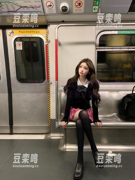 黑料网曝吃瓜正能量平台最新资源下载及朋友圈分享技巧