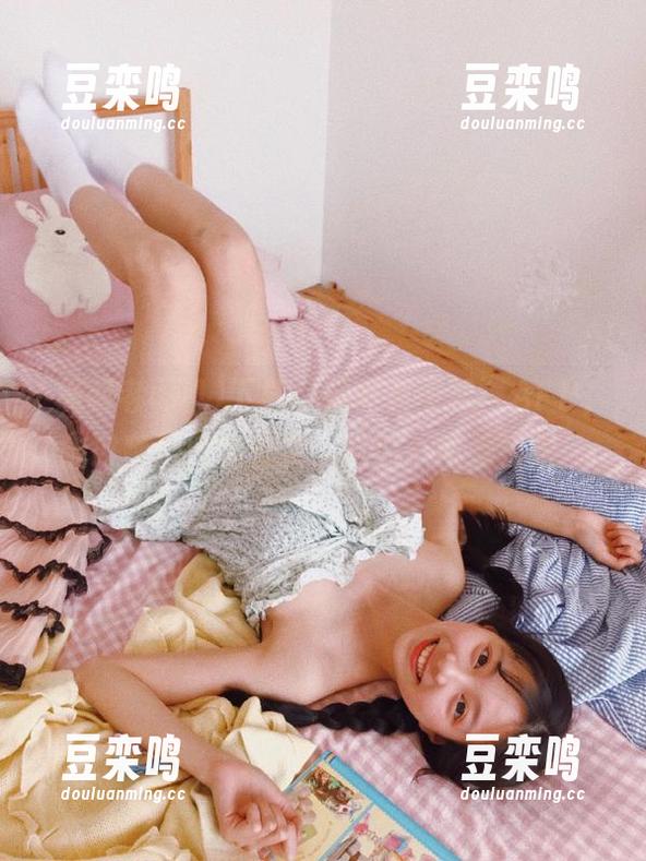 黑料老司机 下载“黑料老司机”APP,随时随地浏览黑料,吃瓜乐趣无极限!